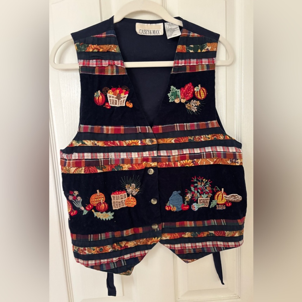 Casey & Max Vintage Cotton Embroidered Harvest Fall Theme Vest w Tie Back